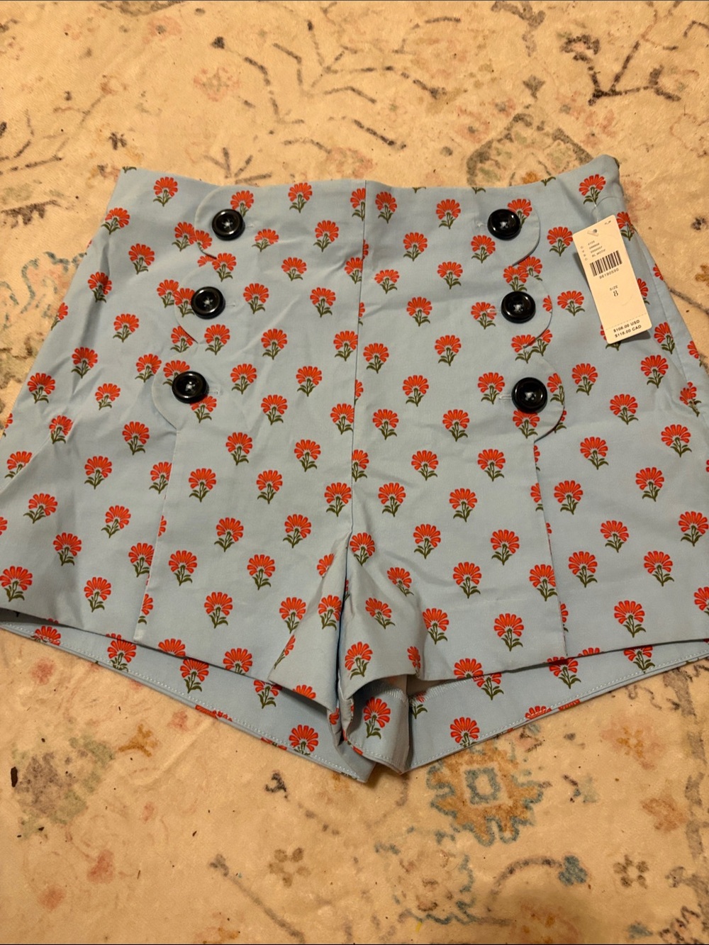 Maeve Tailored Scallop Shorts. Size 8. NEW! Anthropology. So adorable!
